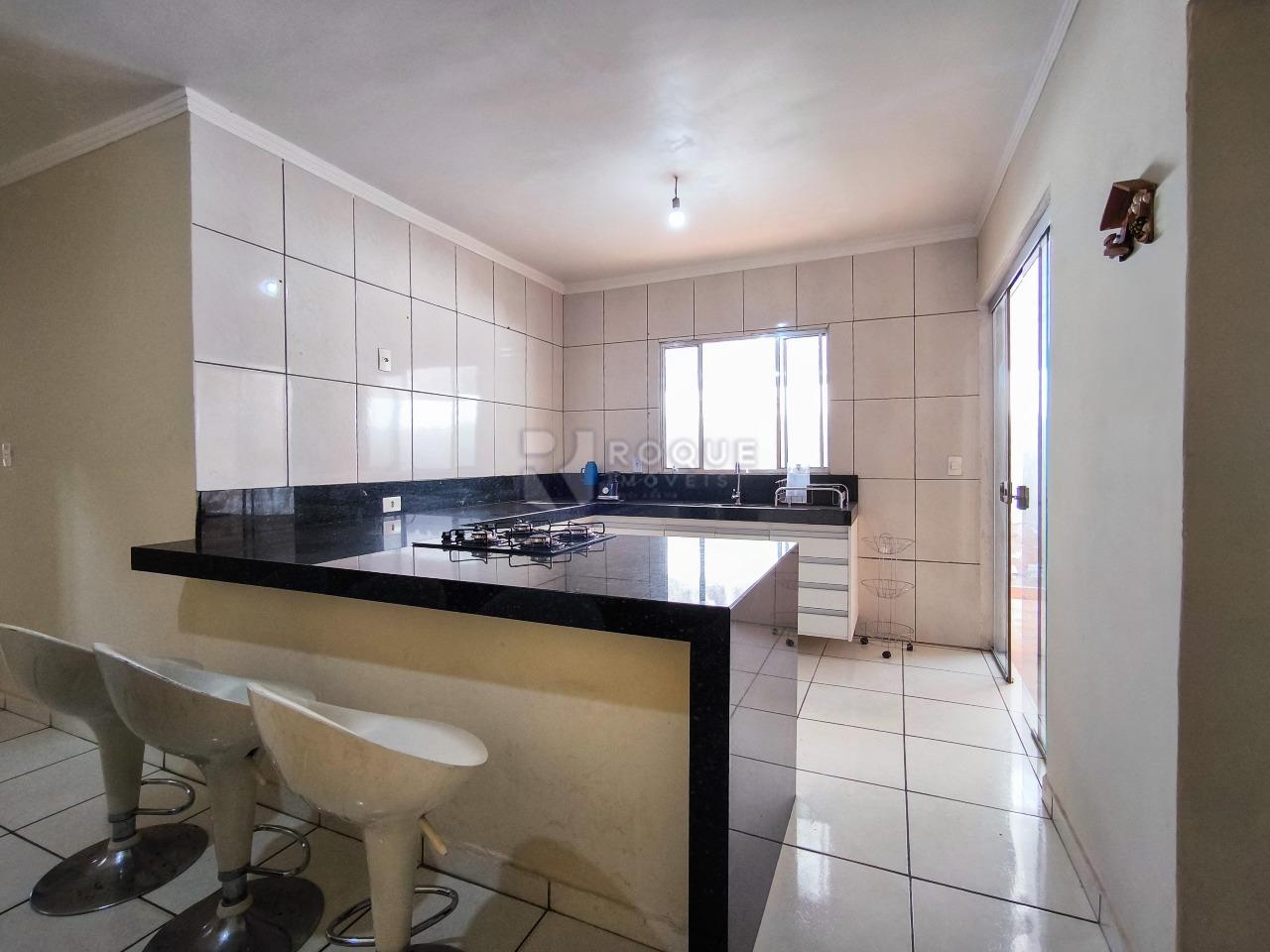 Casa em condomínio à venda no bairro Lagoa Nova: COZINHA