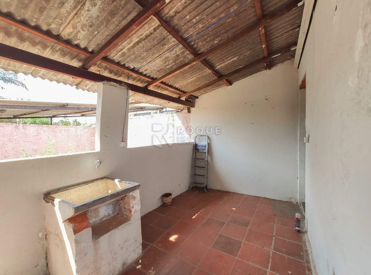 Casa Residencial para aluguel no bairro Vila Queiroz: Área de serviço 