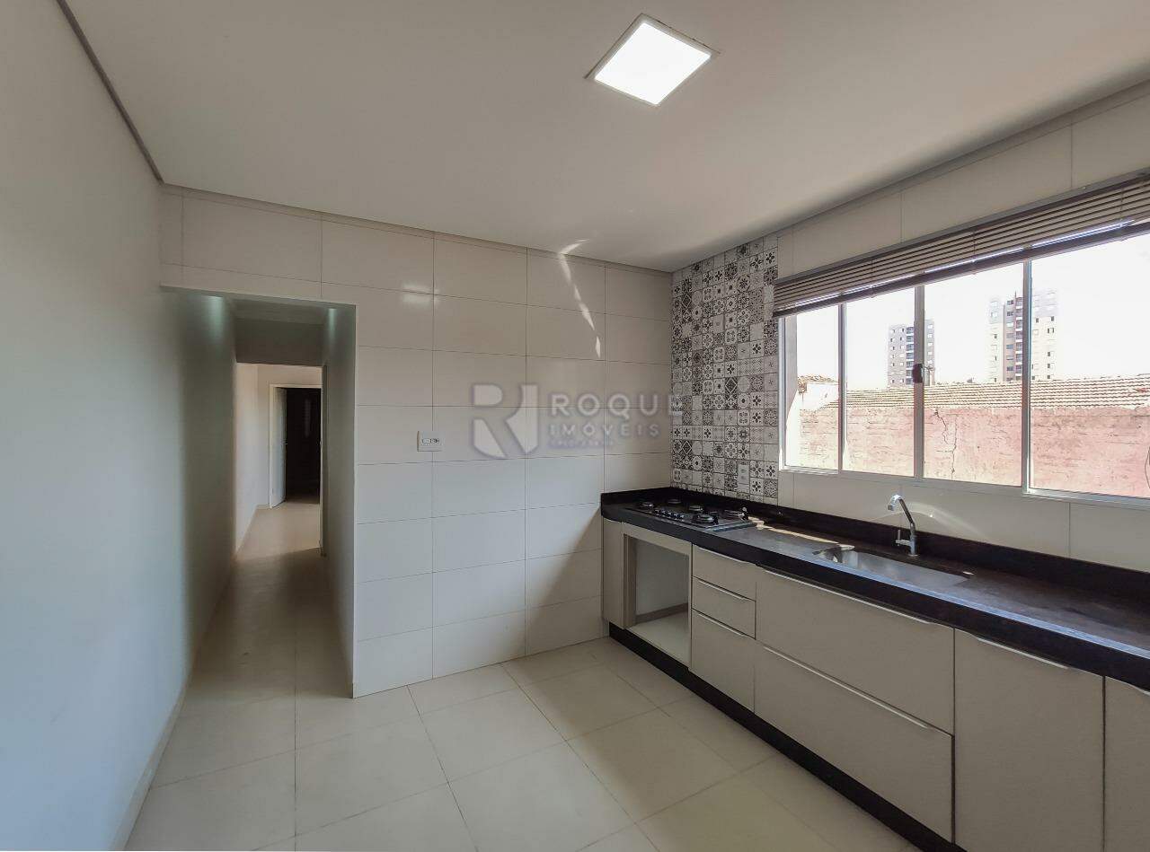 Casa Residencial para aluguel no bairro Vila Queiroz: Cozinha