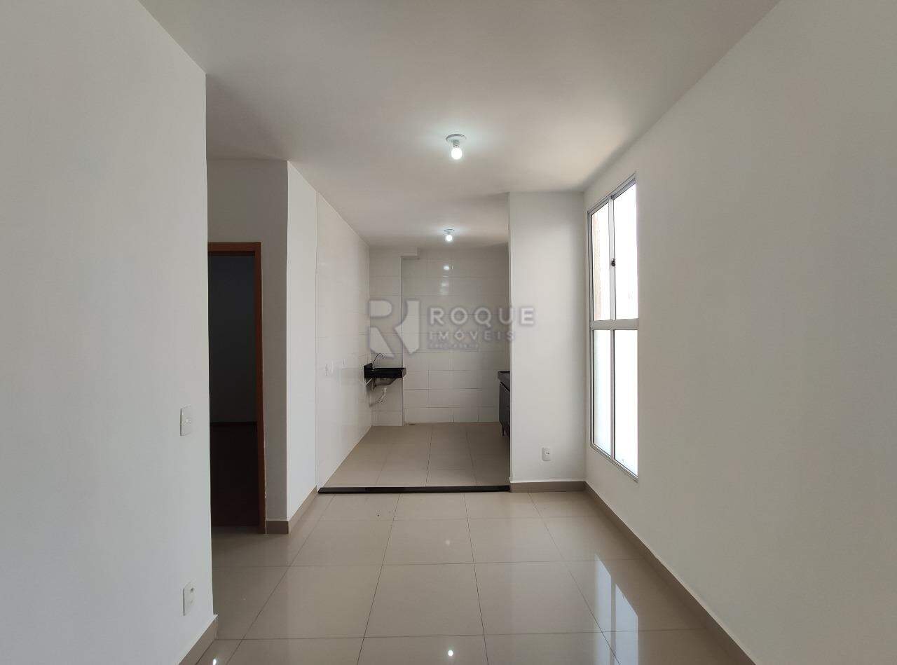 Apartamento para aluguel no bairro Jardim Campo Belo: Sala