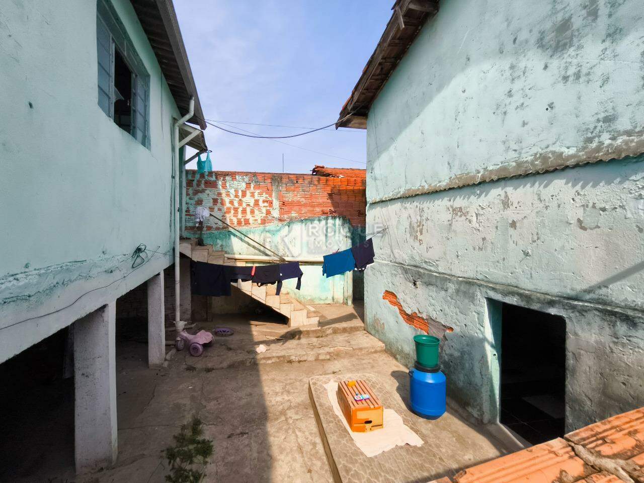 Casa Residencial à venda no bairro Jardim Presidente Dutra: QUINTAL CASA C