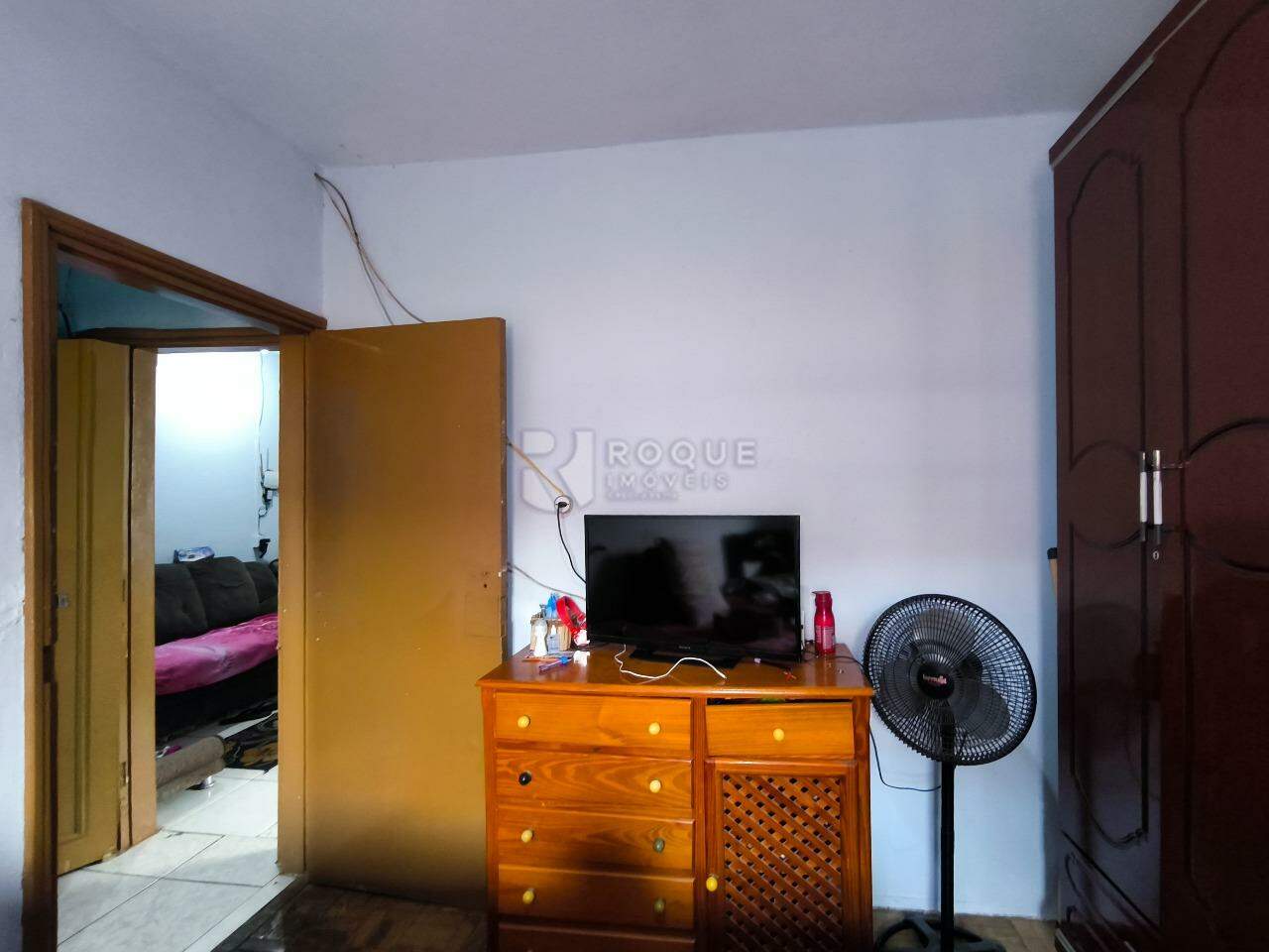 Casa Residencial à venda no bairro Jardim Presidente Dutra: DORMITÓRIO CASA A
