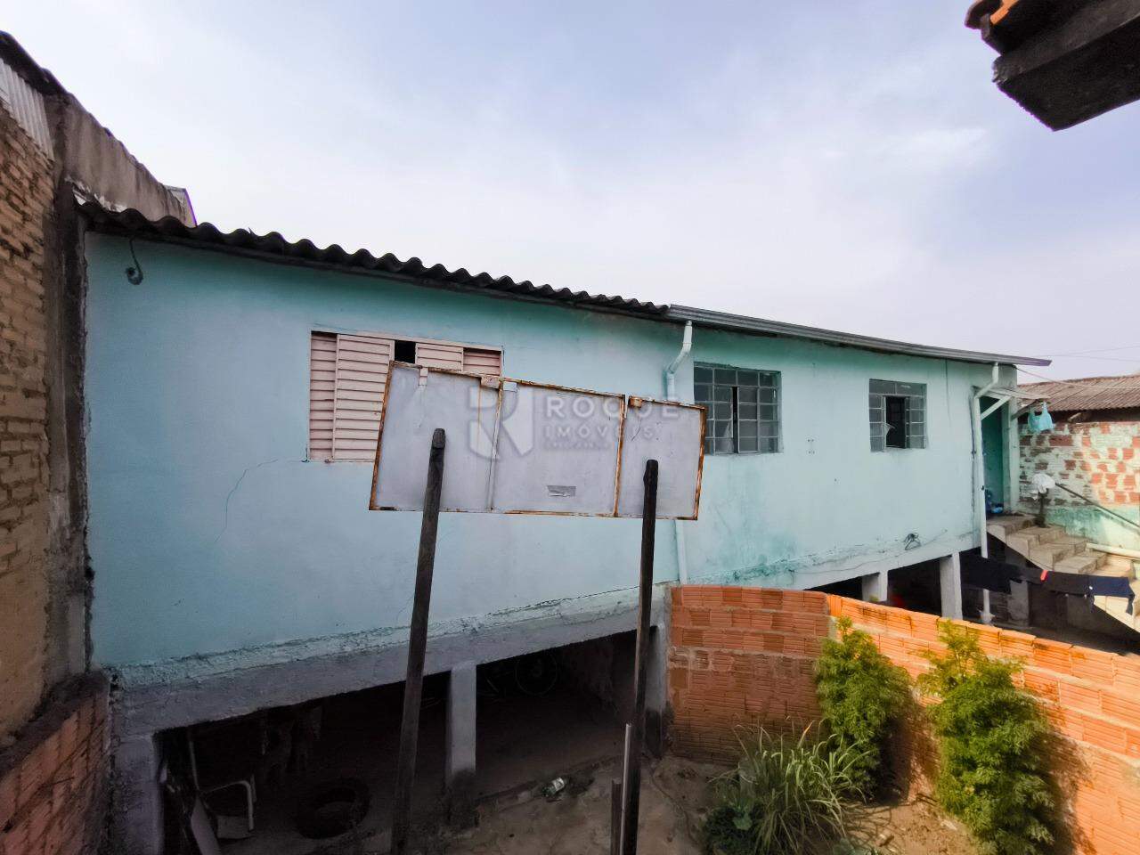 Casa Residencial à venda no bairro Jardim Presidente Dutra: FRENTE CASA C