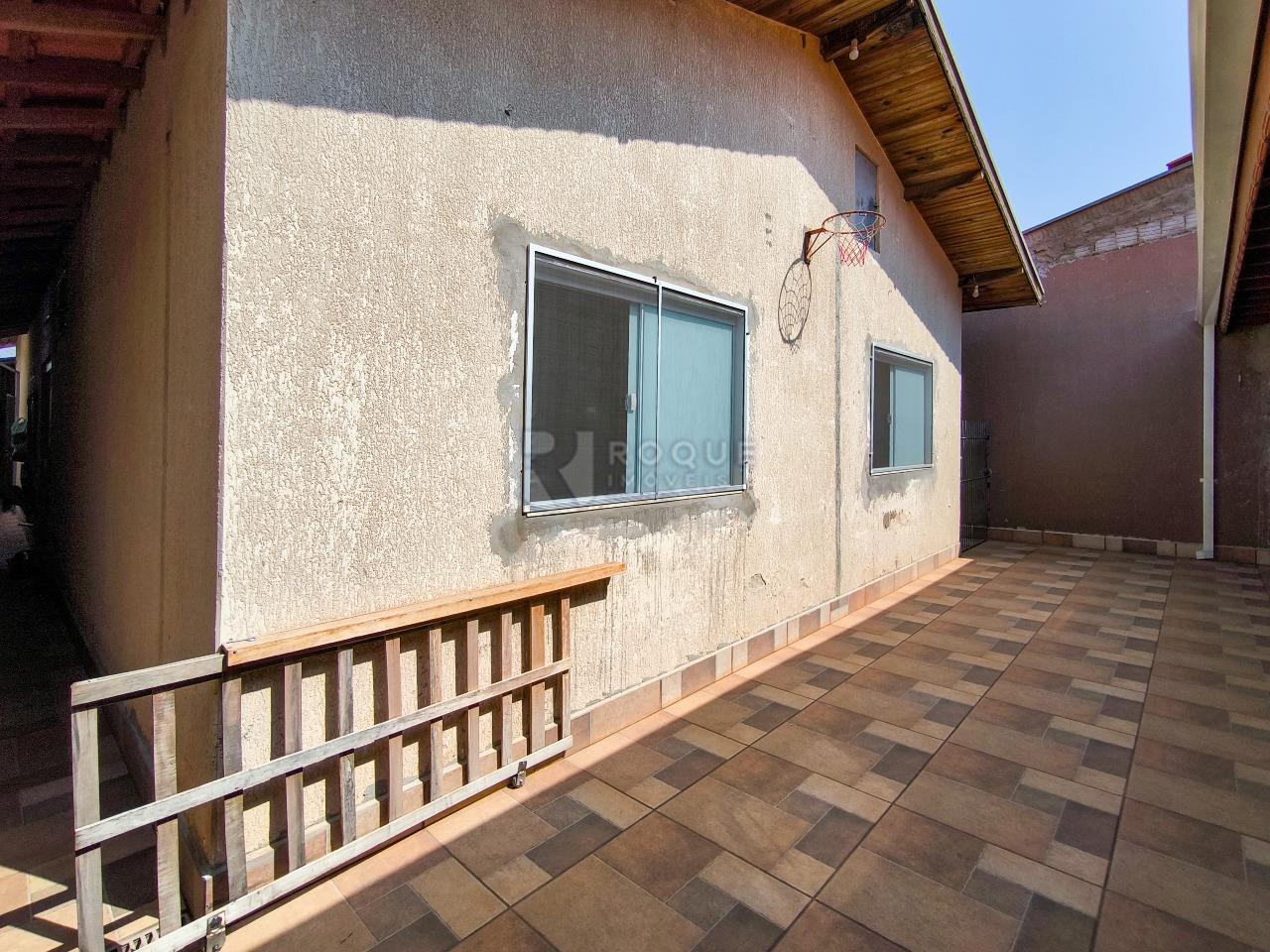 Casa Residencial à venda no bairro Jardim Caieira: FUNDOS