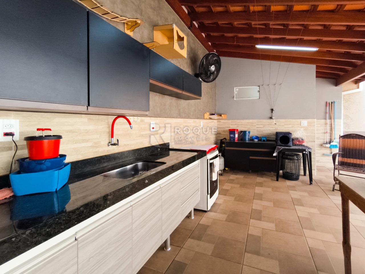 Casa Residencial à venda no bairro Jardim Caieira: ÁREA GOURMET