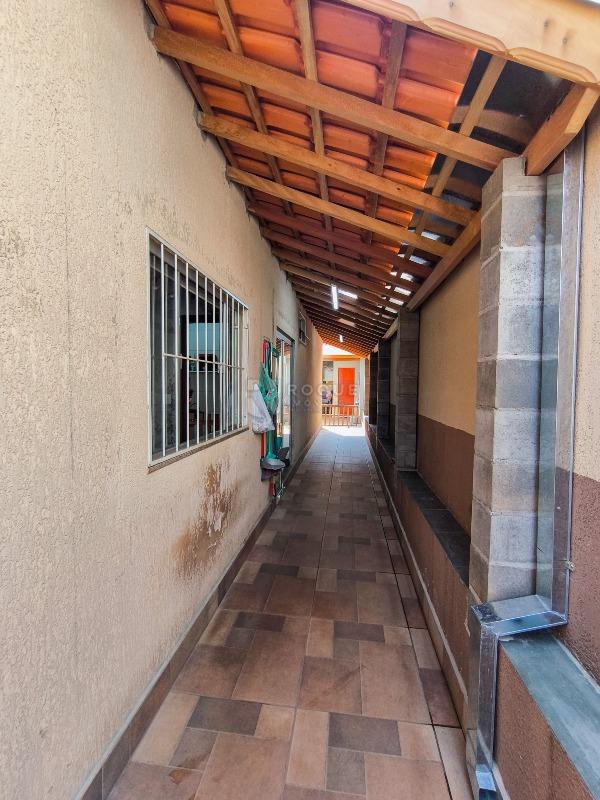 Casa Residencial à venda no bairro Jardim Caieira: LATERAL EXTERNA