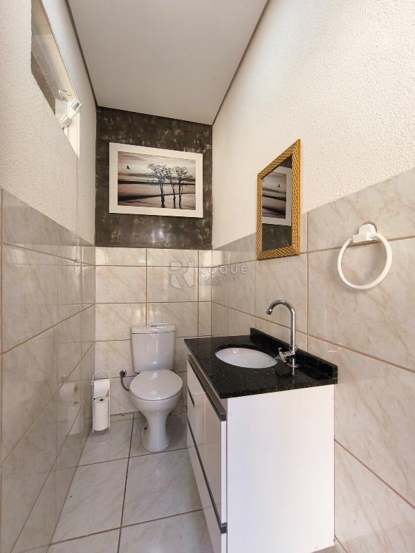 Casa Residencial à venda no bairro Jardim Caieira: BANHEIRO ÁREA GOURMET