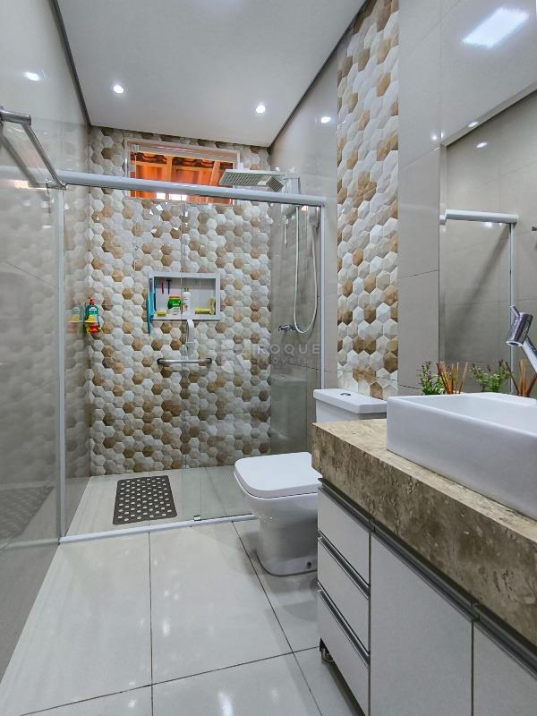 Casa Residencial à venda no bairro Jardim Caieira: BANHEIRO SOCIAL