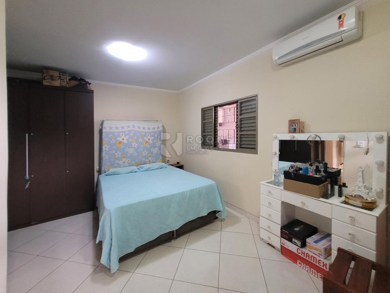 Casa Residencial à venda no bairro Jardim Santa Adélia: SUÍTE