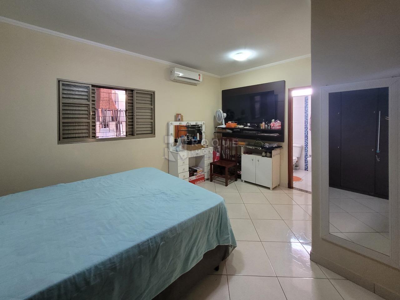 Casa Residencial à venda no bairro Jardim Santa Adélia: SUÍTE