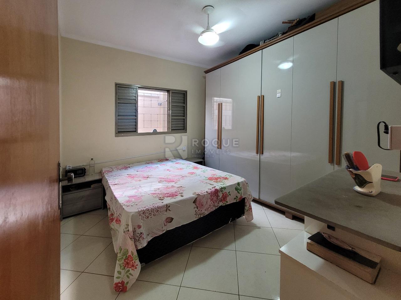 Casa Residencial à venda no bairro Jardim Santa Adélia: DORMITÓRIO 1