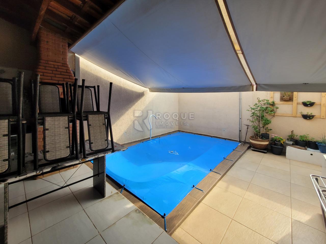 Casa Residencial à venda no bairro Jardim Santa Adélia: PISCINA