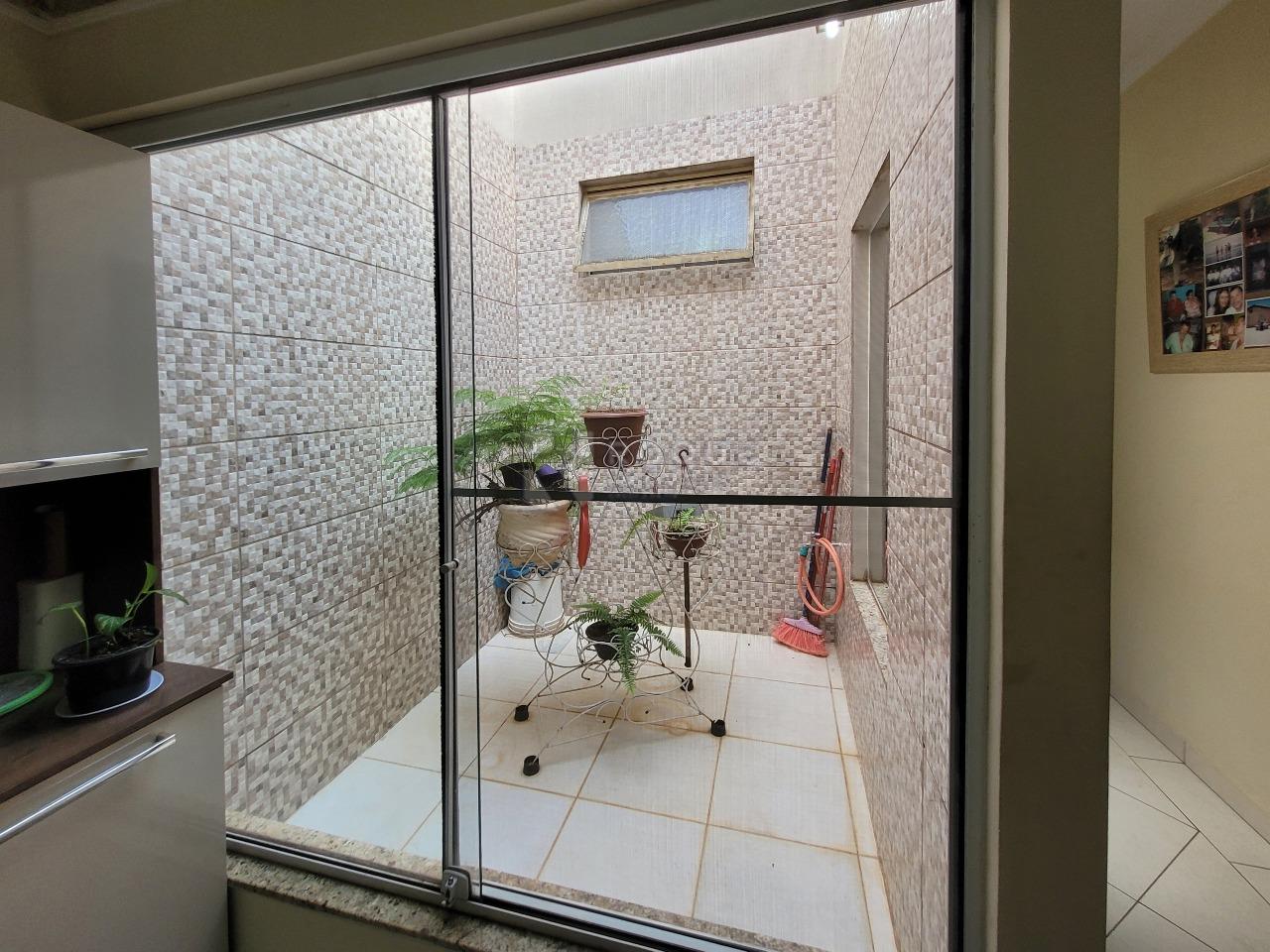 Casa Residencial à venda no bairro Jardim Santa Adélia: JARDIM DE INVERNO