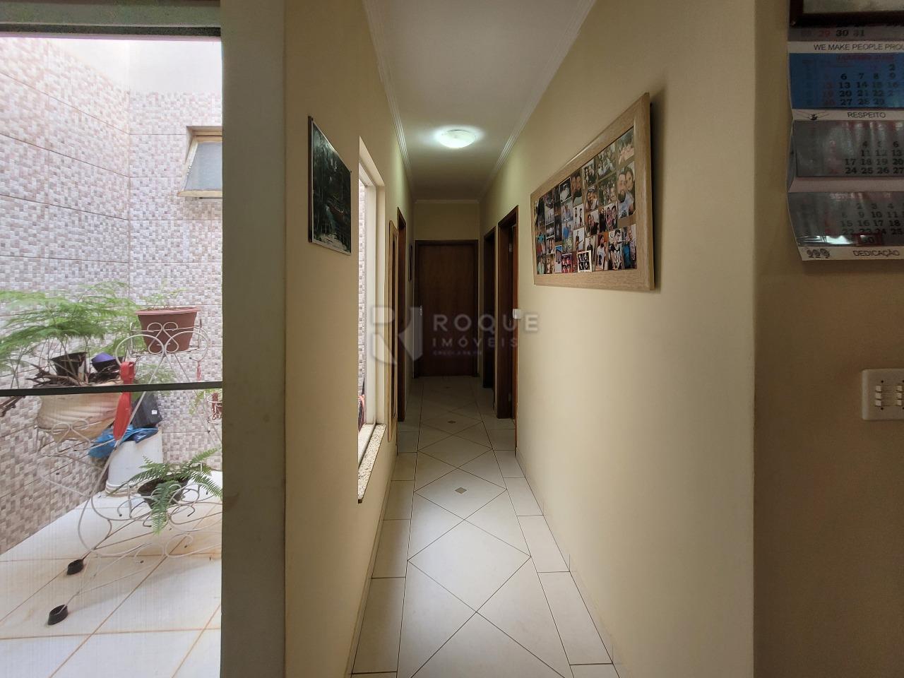 Casa Residencial à venda no bairro Jardim Santa Adélia: CORREDOR INTERNO