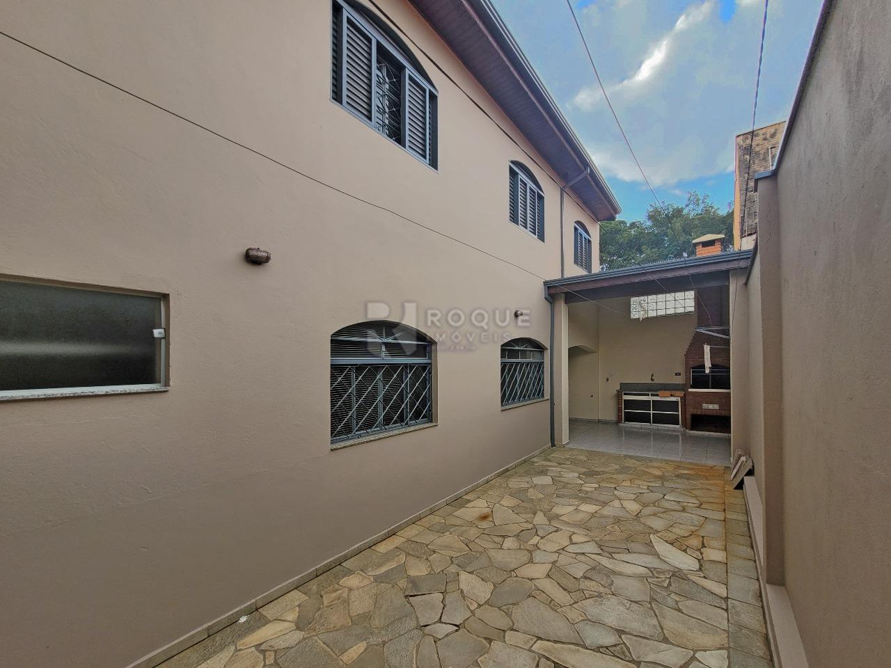 Casa Residencial à venda no bairro Jardim Gustavo Peccinini: GARAGEM