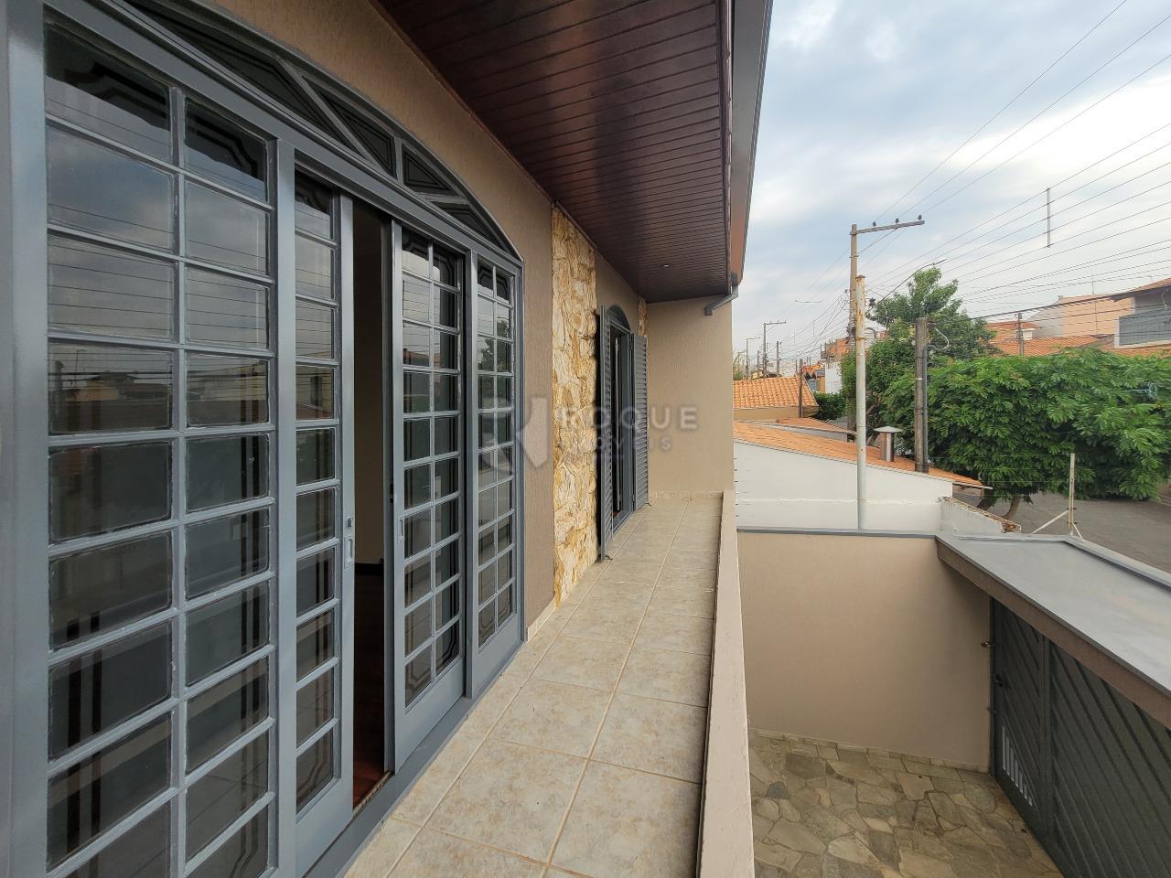 Casa Residencial à venda no bairro Jardim Gustavo Peccinini: VARANDA