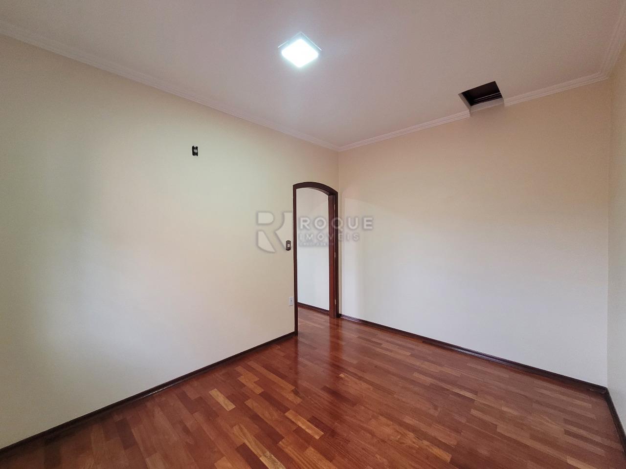 Casa Residencial à venda no bairro Jardim Gustavo Peccinini: DORMITÓRIO 3