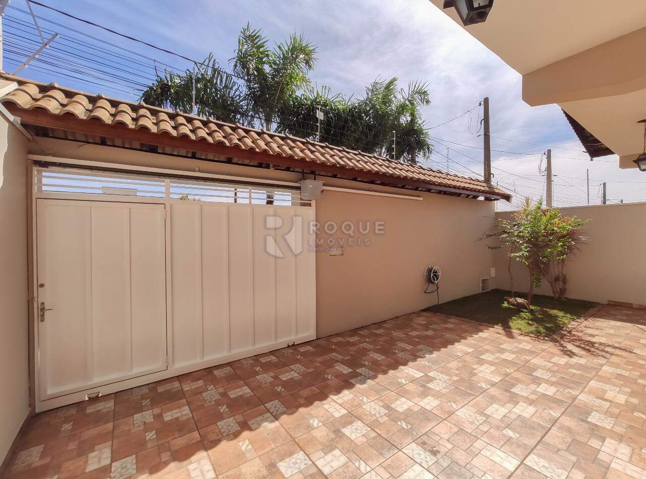 Casa Residencial à venda no bairro Residencial Recanto Verde: Frente 