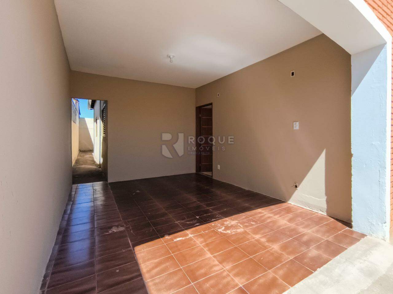 Casa Residencial para aluguel no bairro Jardim Vista Alegre: GARAGEM