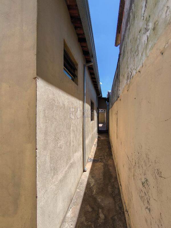 Casa Residencial para aluguel no bairro Jardim Vista Alegre: LATERAL EXTERNA