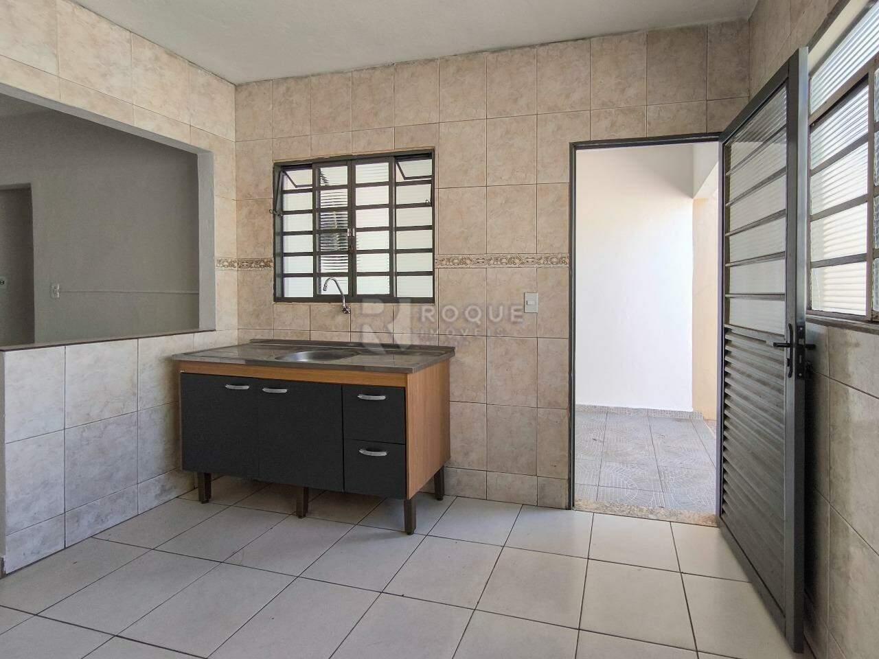 Casa Residencial para aluguel no bairro Jardim Vista Alegre: COZINHA