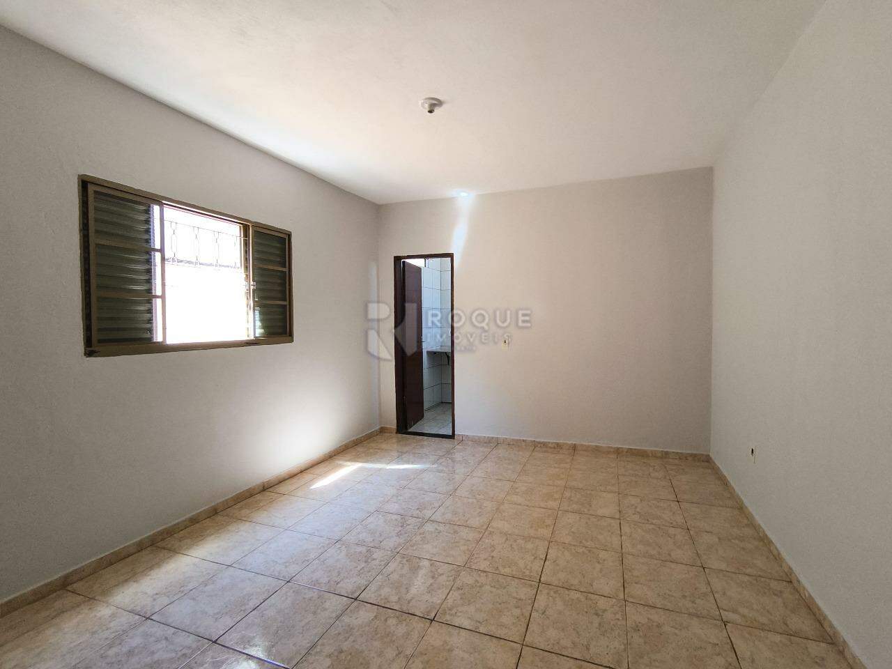 Casa Residencial para aluguel no bairro Jardim Vista Alegre: SUÍTE