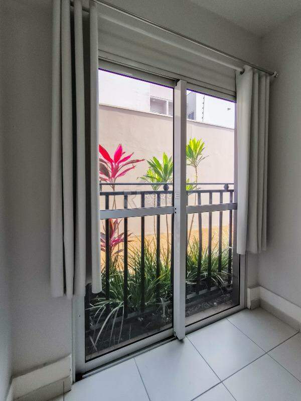 Salas/Conjuntos à venda no bairro Jardim Cidade Universitária I: PORTA BALCÃO