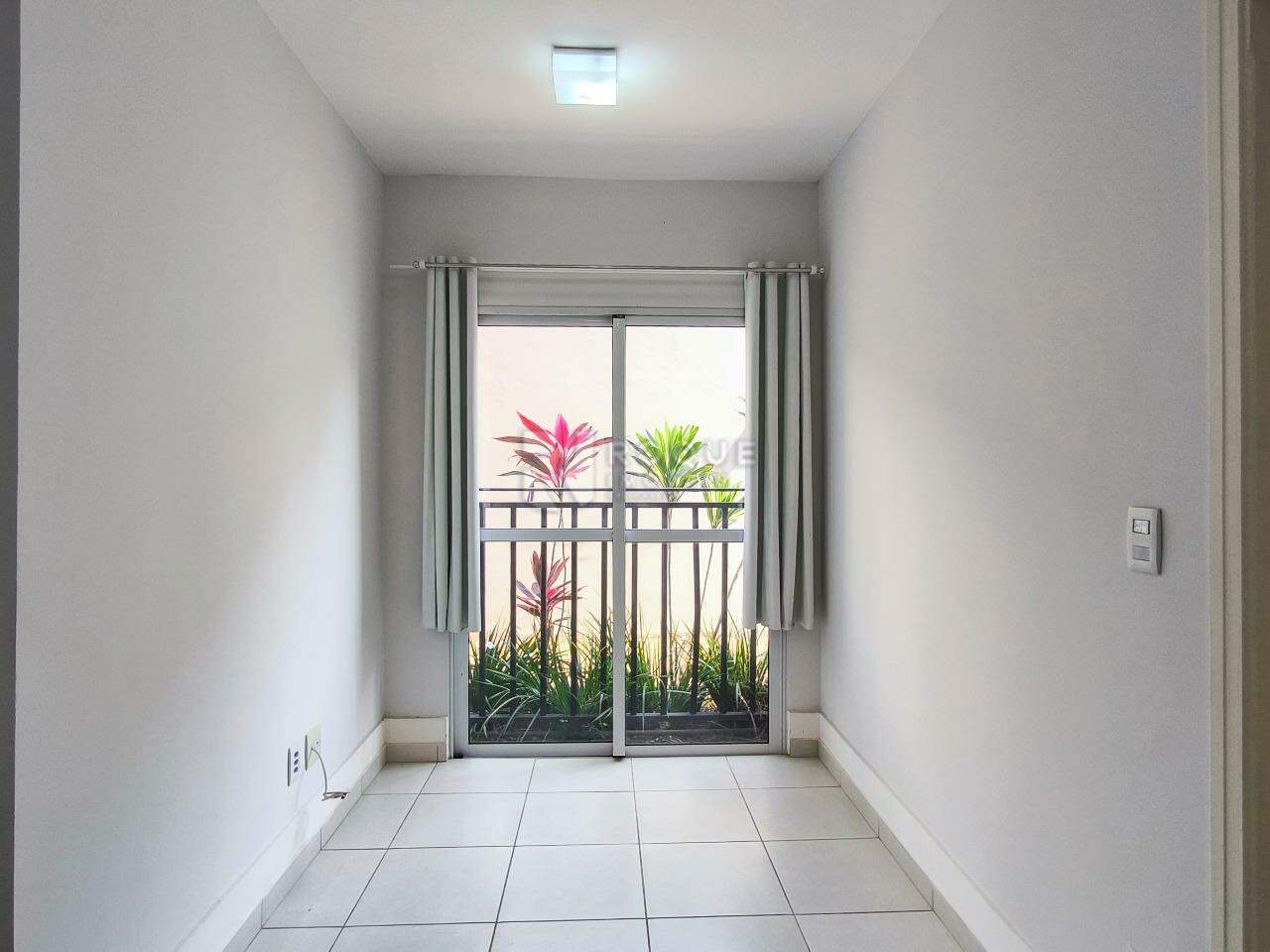 Salas/Conjuntos à venda no bairro Jardim Cidade Universitária I: SALA DE ESTAR