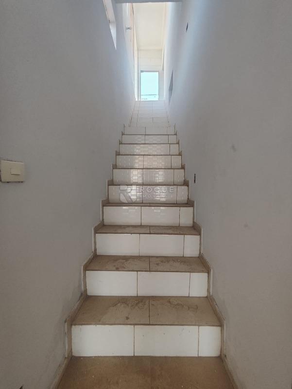 Casa com salão à venda no bairro Parque Residencial Aeroporto: ACESSO CASA SUPERIOR