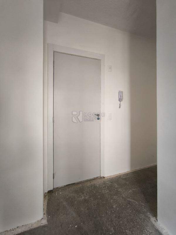 Apartamento à venda no bairro Jardim do Lago: HALL DE ENTRADA