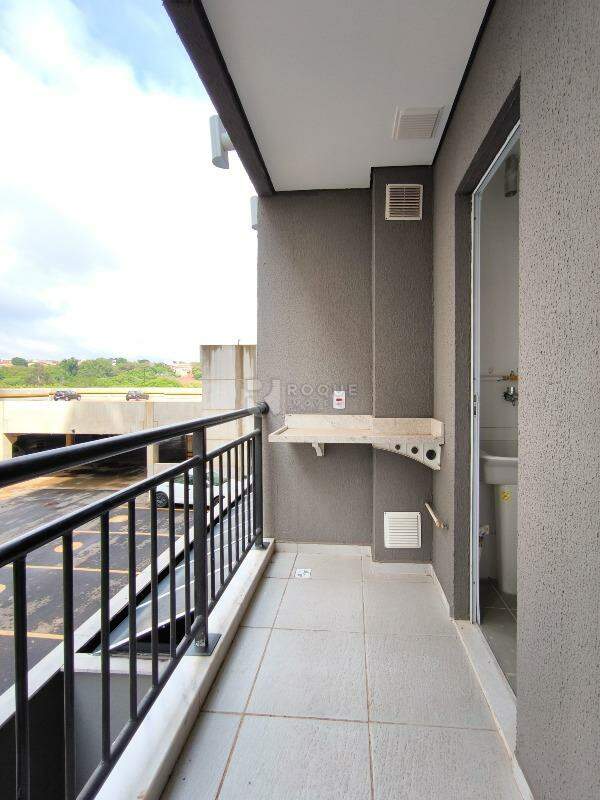 Apartamento à venda no bairro Jardim do Lago: SACADA