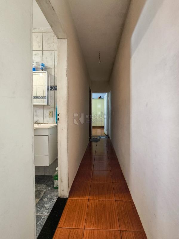 Casa Residencial à venda no bairro Jardim Campo Belo: CORREDOR INTERNO