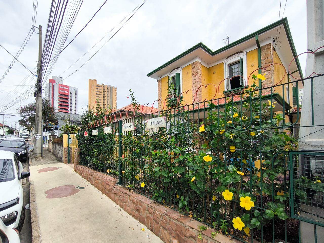 Casa Comercial à venda no bairro Centro: FACHADA