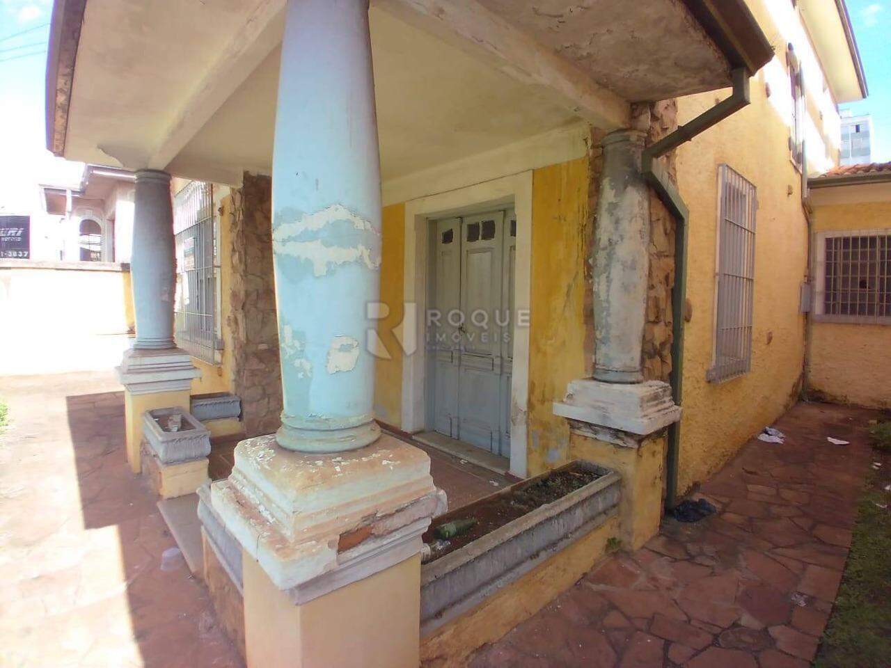 Casa Comercial à venda no bairro Centro: area