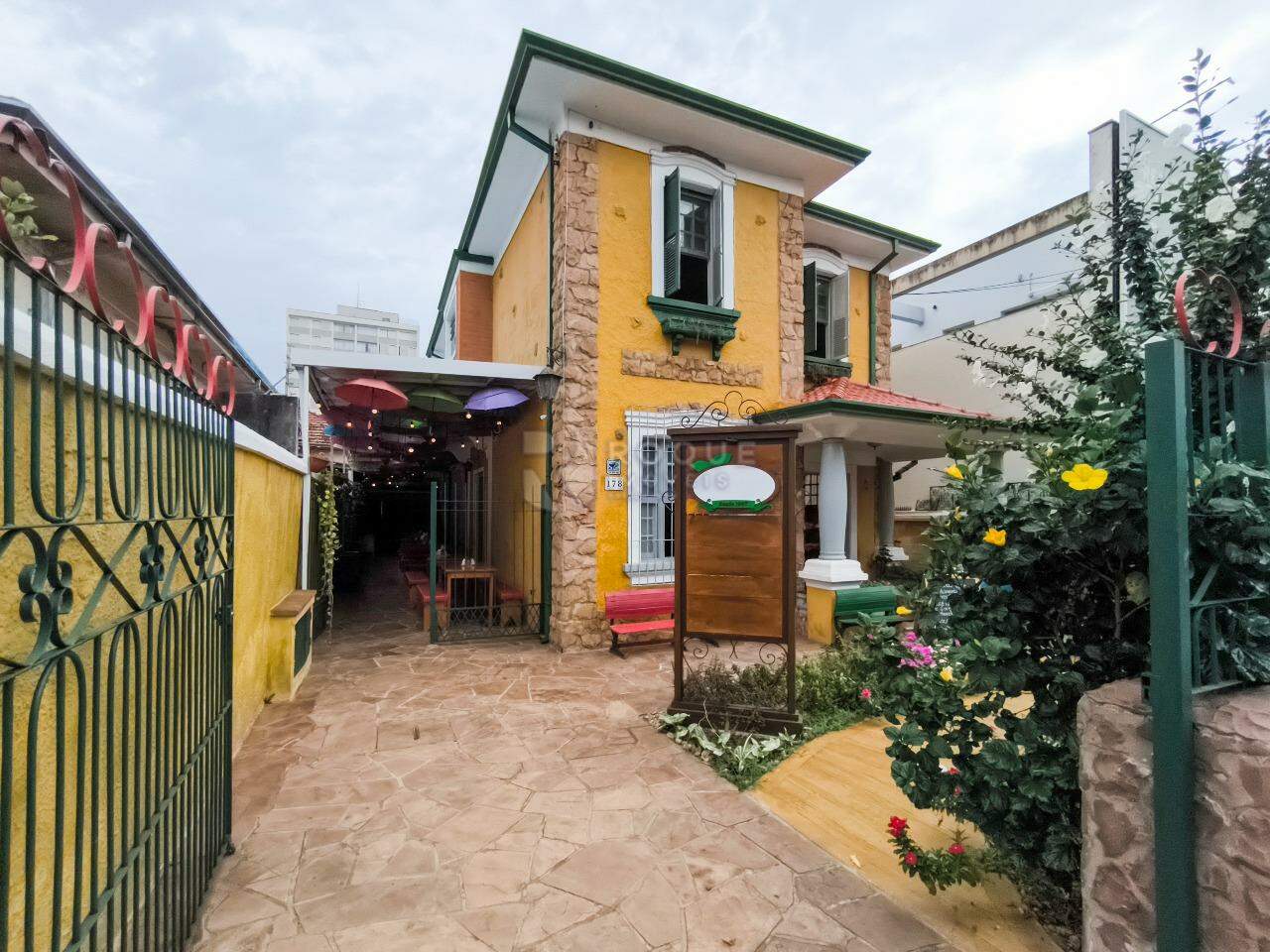 Casa Comercial à venda no bairro Centro: FACHADA
