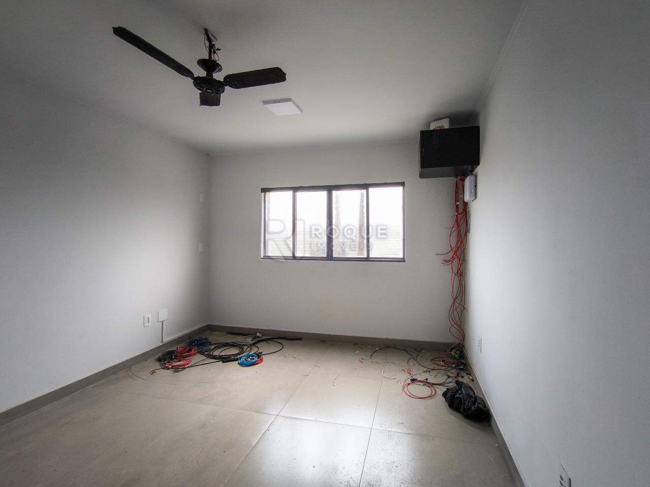 Barracão/Galpão à venda no bairro Jardim Olga Veroni: SALA 7