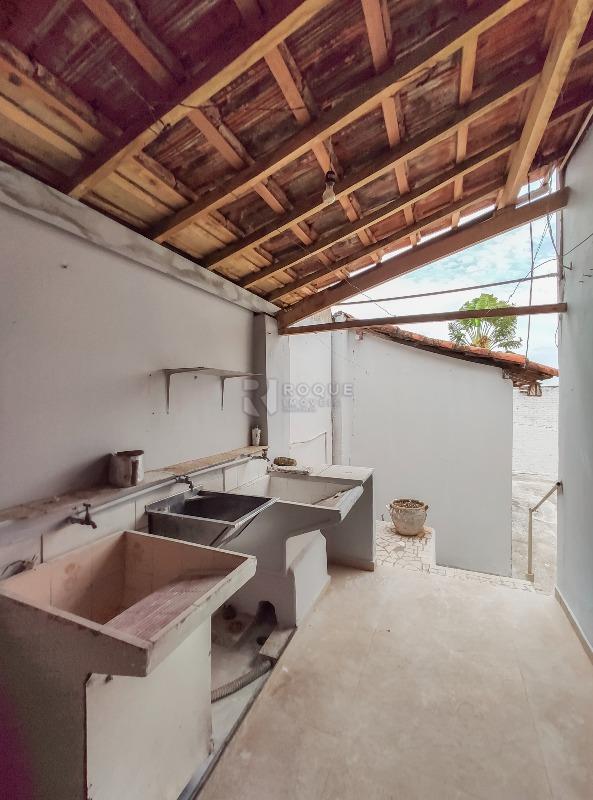 Casa Residencial para aluguel no bairro Vila Claudia: Área de serviço 