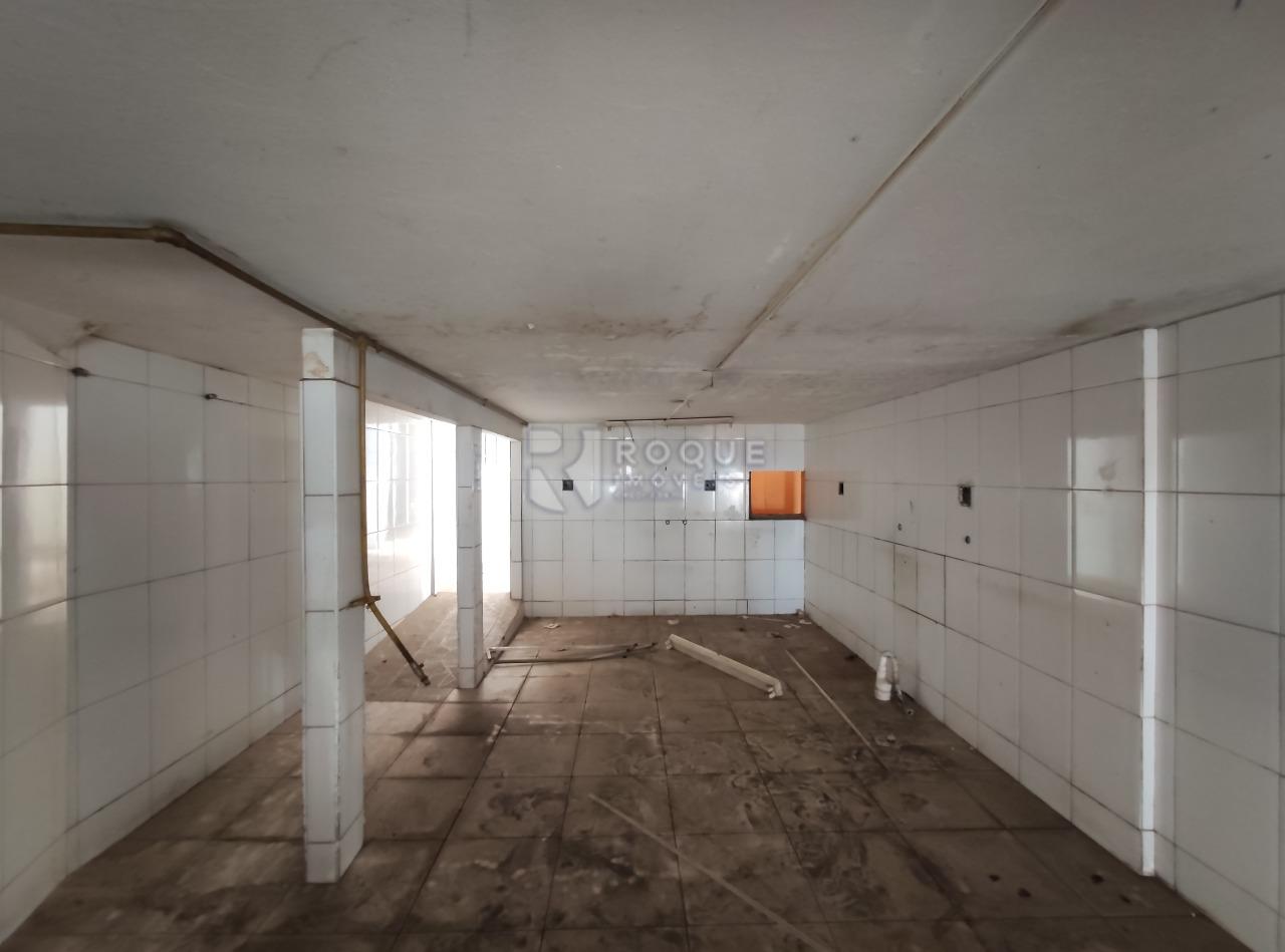 Barracão/Galpão à venda no bairro Centro: Sala