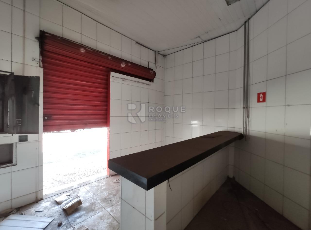 Barracão/Galpão à venda no bairro Centro: Sala