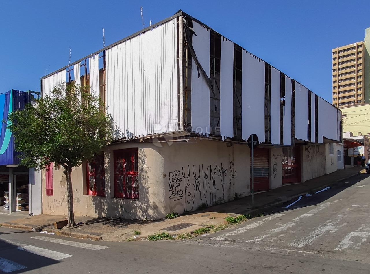 Barracão/Galpão à venda no bairro Centro: Fachada
