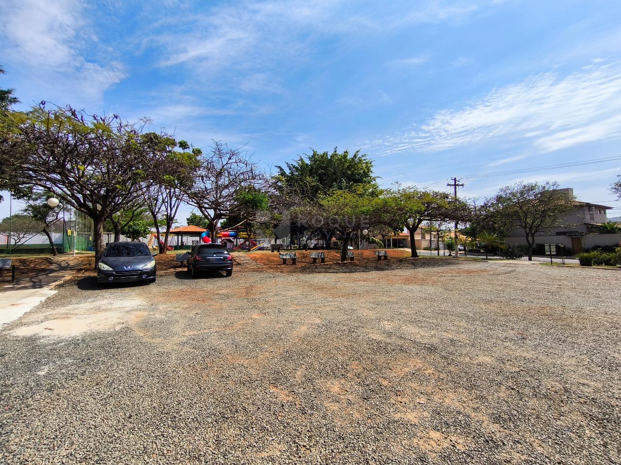 Terreno em condomínio à venda no bairro Residencial Jardim dos Ipês II: 