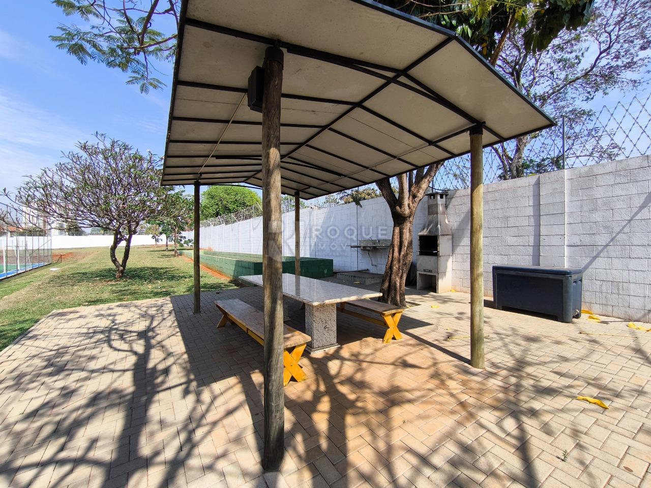 Terreno em condomínio à venda no bairro Residencial Jardim dos Ipês II: 