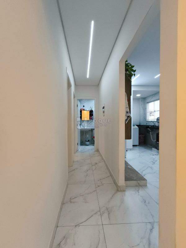 Apartamento à venda no bairro Jardim Ouro Verde: CORREDOR INTERNO