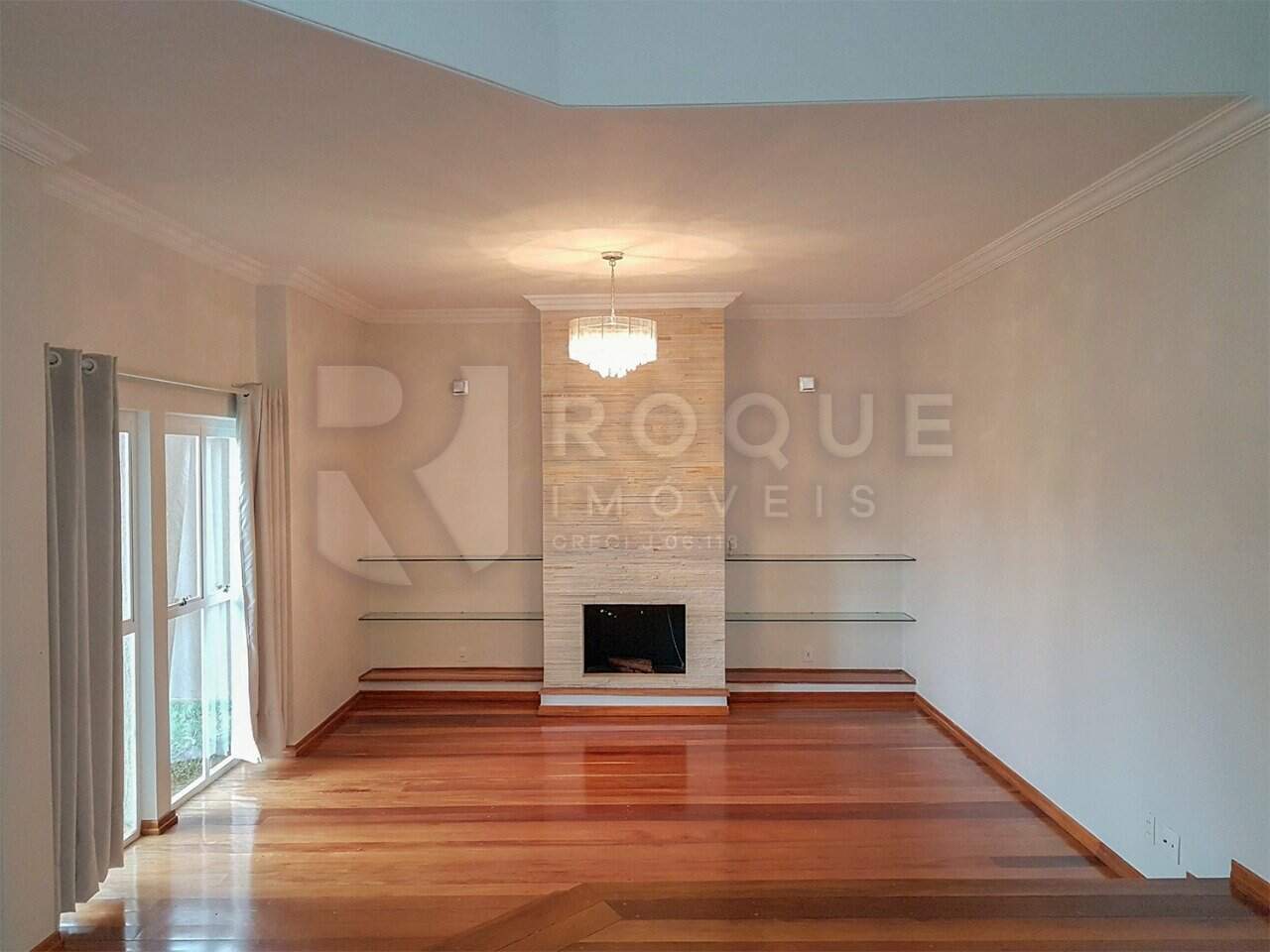 Casa em condomínio à venda no bairro Jardim Terras de Santa Elisa: 