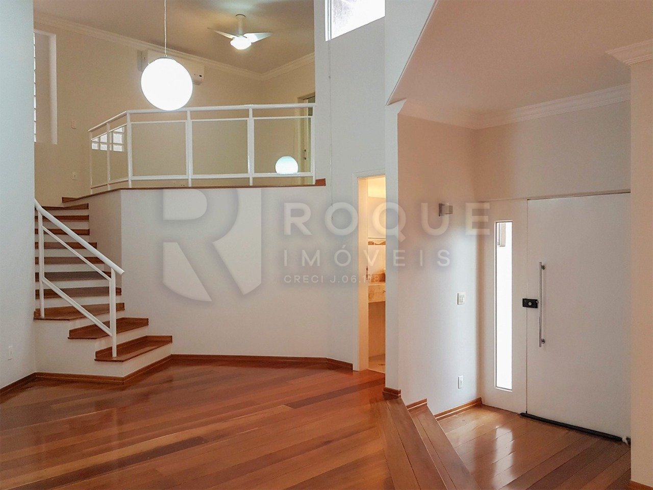 Casa em condomínio à venda no bairro Jardim Terras de Santa Elisa: 