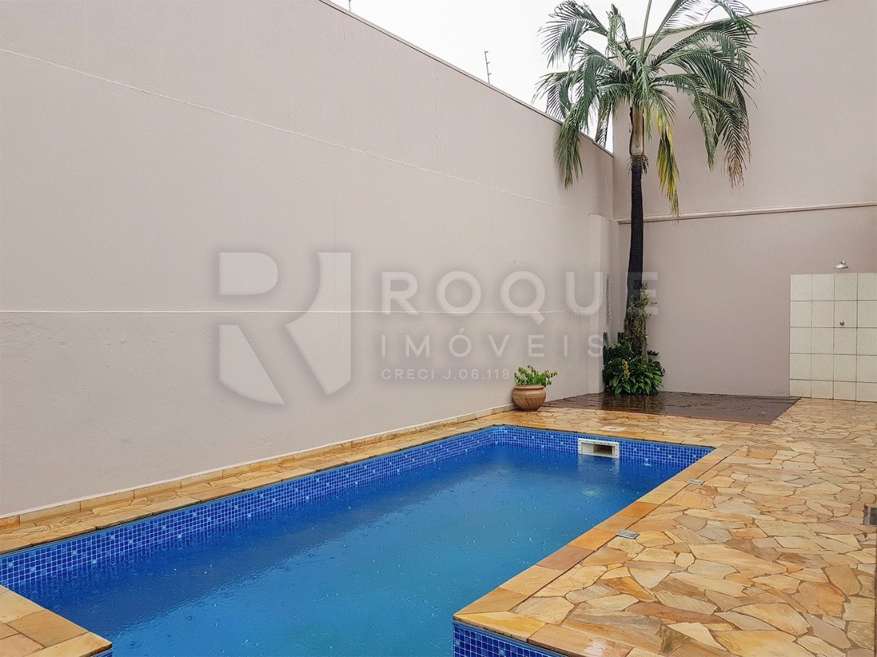 Casa em condomínio à venda no bairro Jardim Terras de Santa Elisa: 