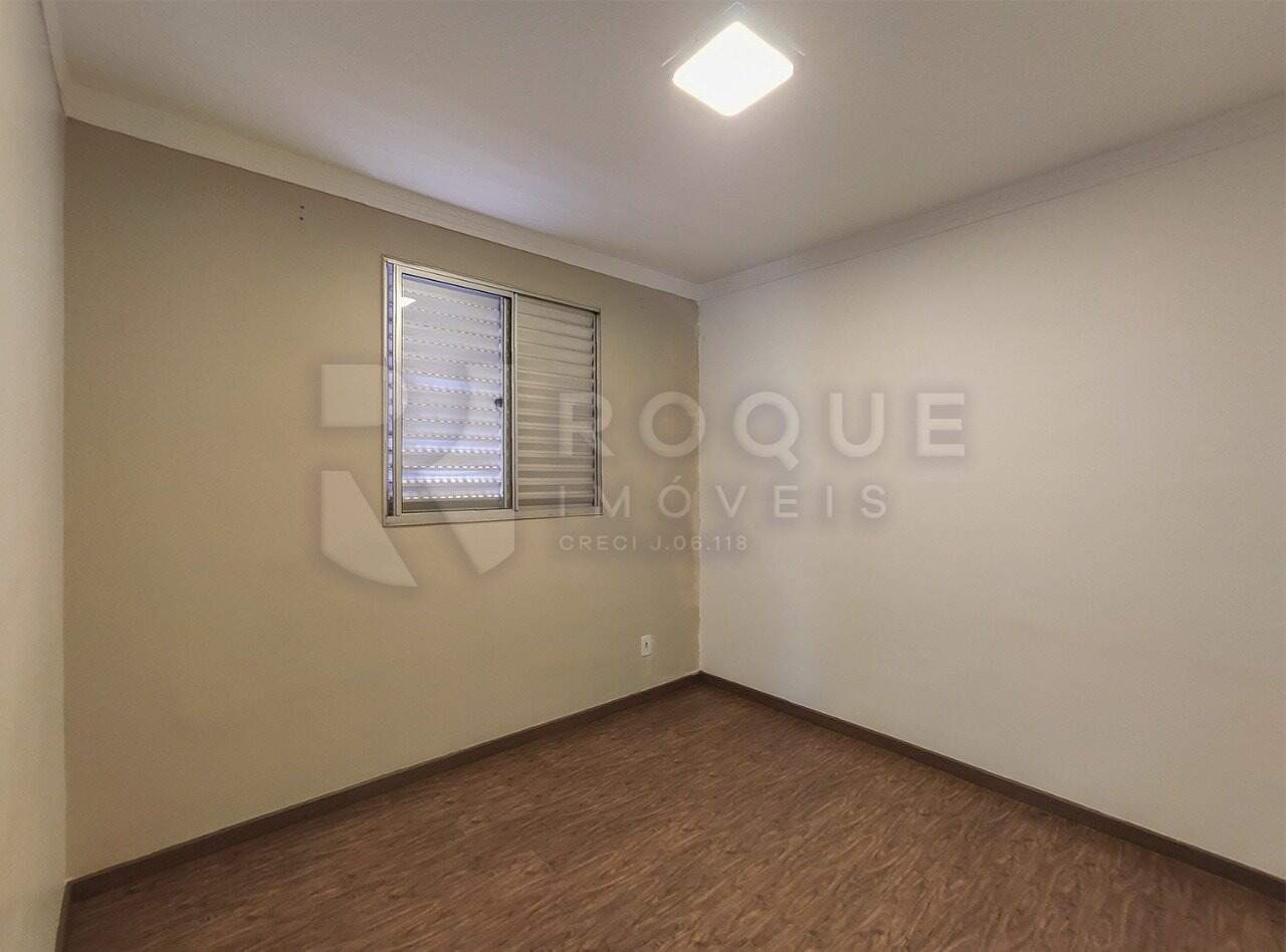 Apartamento à venda no bairro Jardim do Lago: Dormitório 2