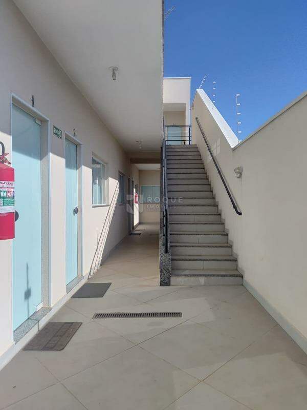 Kitnet para aluguel no bairro Jardim Cidade Universitária I: Hall de entrada