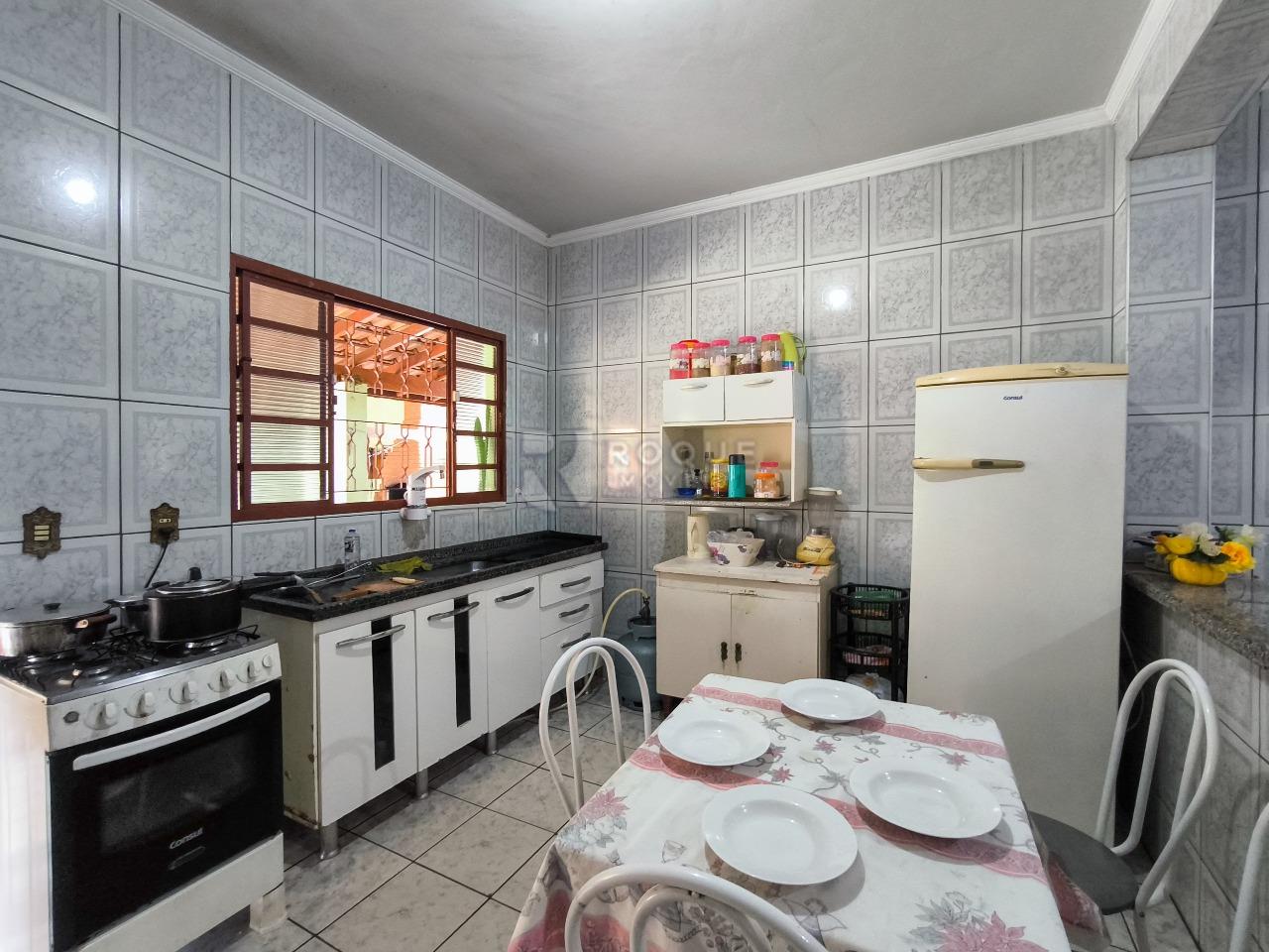 Chácara à venda no bairro Área Rural de Limeira: COZINHA