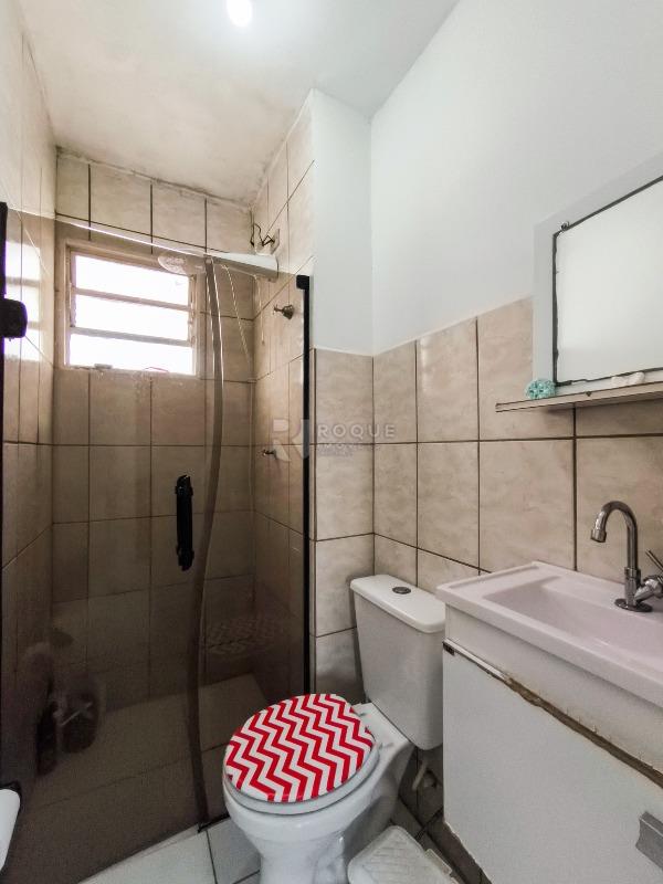 Apartamento à venda no bairro Parque Residencial Abílio Pedro: BANHEIRO SOCIAL